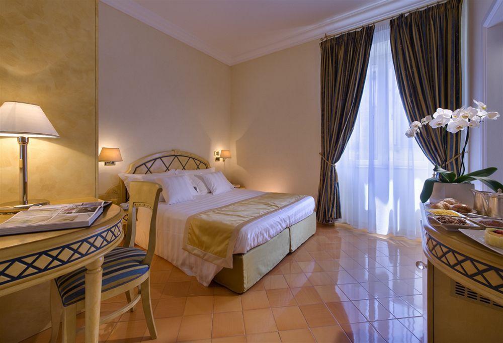 Miramare E Castello Hotel Иския Стая снимка